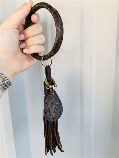 louis vuitton key wristlet|authentic Louis Vuitton key chains.